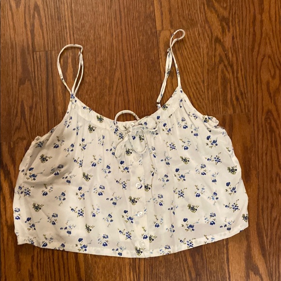 Hollister Tops - Hollister Floral White and Blue cami Top